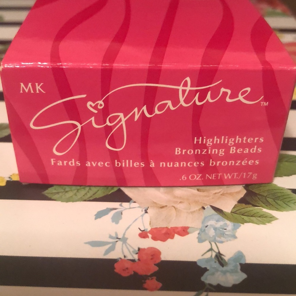 Mary Kay Signature HIGHLIGHTERS BRONZING BEADS - 0.6 Oz.